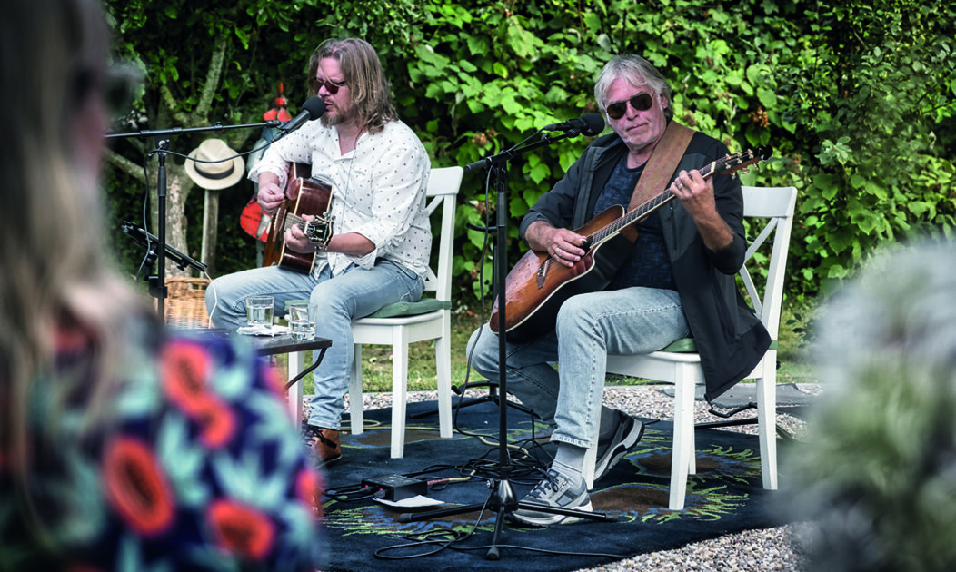 Two Faces Rocker Two Faces brengt rock-classics naar Stiens